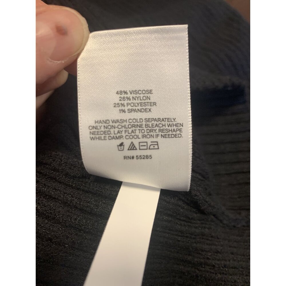 NWT Express Puffed Shoulder Rhinestone Trim Neckline Sweater Size L - Picture 8 of 8